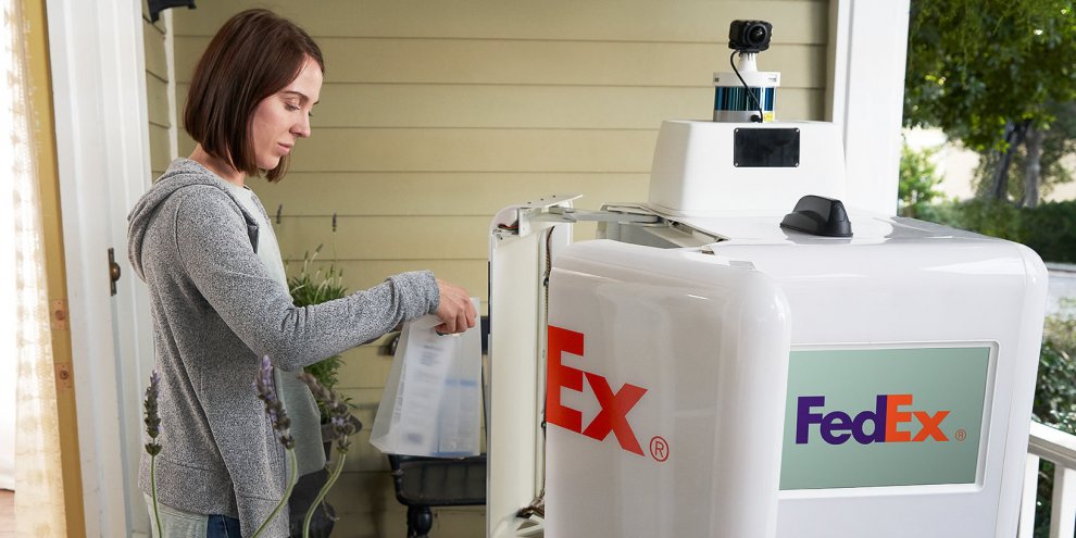 Самостоятельный робот-почтальон FedEx готов к работе